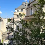 Jean Bologne L *