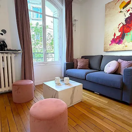 Jean Bologne L Apartment