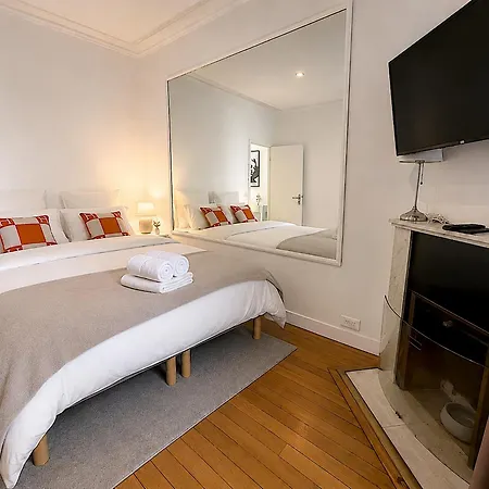 Jean Bologne L Apartment Paris